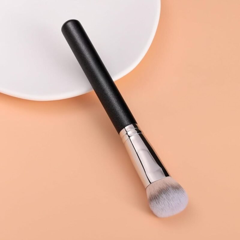 Domed Cheek Brush - Image 3
