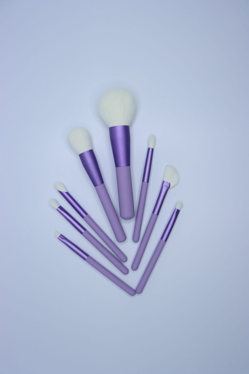 8-Piece Purple Professional Makeup Brush set